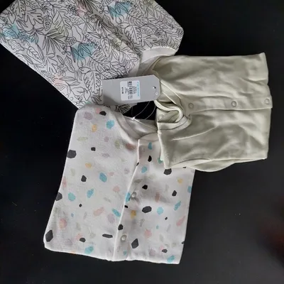 Lot de grenouillères mixte 6/9 mois 